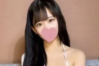 山田まなか